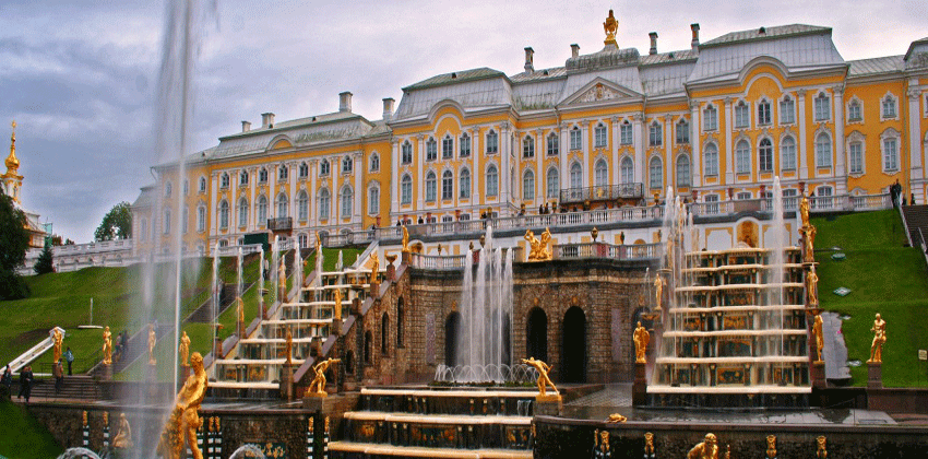 الاستثمار في روسيا