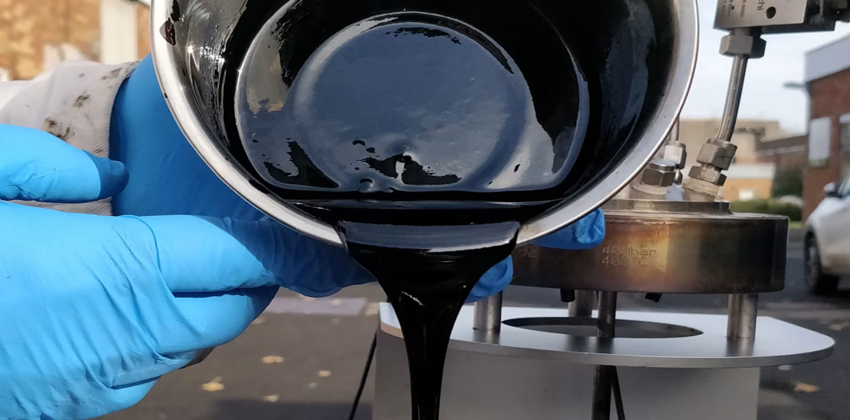 وقود طائرات من البراز البشري