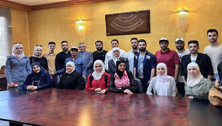 دكاترة من قسم الكيمياء بدمشق وطلبة من جامعتي دمشق وحلب يزورون المصفاة