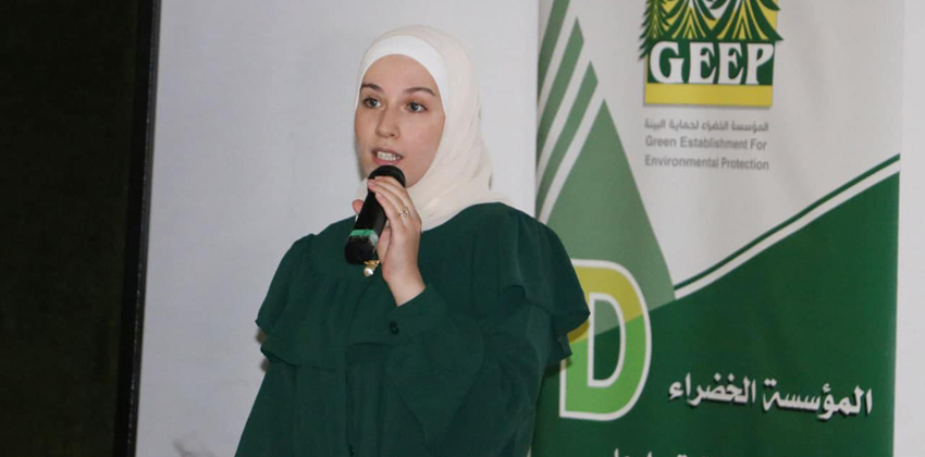 نعيمة الرواس من طلبة جامعة دمشق الفائزين بالمسابقة الخضراء الثانية